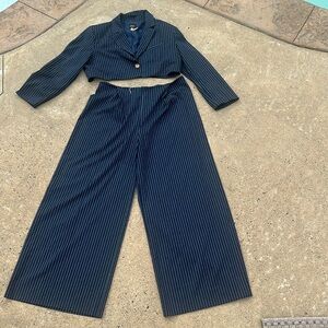 Nasty Gal pinstripe suit cropped jacket wide leg pants sz 14